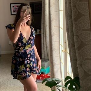 ✨cute wrap dress✨